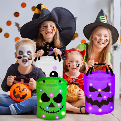 ✨Light Up Halloween Trick or Treat Bags🎃
